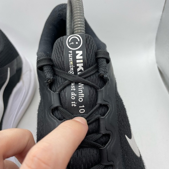 Nike Air Winflo 10 womens black sneakers size 9 - Picture 6 of 11